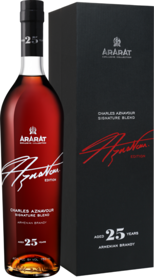 Коньяк ARARAT Charles Aznavour Signature Blend 25 y.o. (gift box) 0.75л